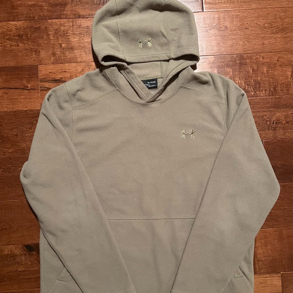 Under Armour Olive Sweatshirt / Hoodie